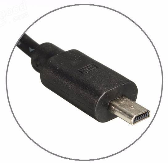 Зарядное устройство для трекера TK102 (для подключения к бортовой сети автомобиля 12В) Зарядное устройство для трекера TK102 (для подключения к бортовой сети автомобиля 12В)