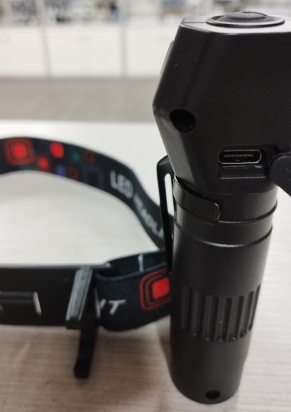 Фонарь налобный KX-212