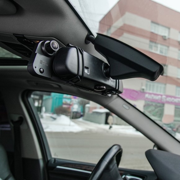 Радар-детектор с видеорегистратором SilverStone F1 HYBRID ELBRUS Радар-детектор с видеорегистратором SilverStone F1 HYBRID ELBRUS