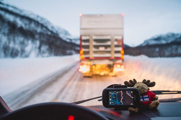 Портативный GPS навигатор Garmin Montana 680T Портативный GPS навигатор Garmin Montana 680T