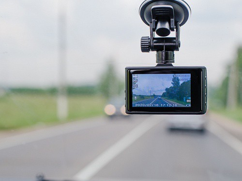 Автомобильный видеорегистратор LEXAND LR14 Автомобильный видеорегистратор LEXAND LR14