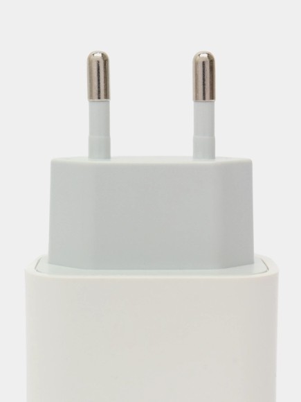 Сетевое зарядное устройство SENDEM OG88 (Type-C PD, 30W) Сетевое зарядное устройство SENDEM OG88 (Type-C PD, 30W)