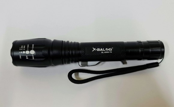 Фонарь BL-8668-T6 (LED, 2*18650, з/у 12/220В) Фонарь BL-8668-T6 (LED, 2*18650, з/у 12/220В)