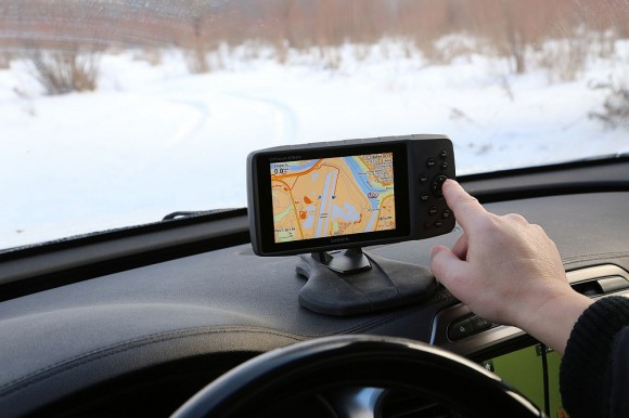 Портативный GPS навигатор Garmin GPSMAP 276cx (с картой России TopoActive Russia) Портативный GPS навигатор Garmin GPSMAP 276cx (с картой России TopoActive Russia)