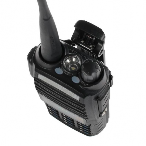 Радиостанция портативная Baofeng UV-82 (двухдиапазонная, 8W) Радиостанция портативная Baofeng UV-82 (двухдиапазонная, 8W)