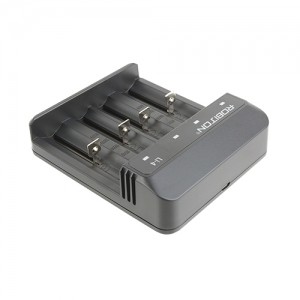 Автоматическое зарядное устройство для литий-ионных аккумуляторов ROBITON Li-4 Автоматическое зарядное устройство для литий-ионных аккумуляторов ROBITON Li-4